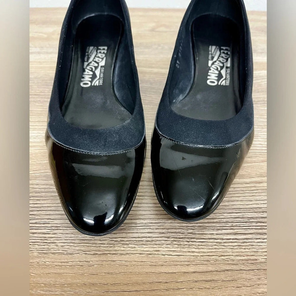 Salvador Ferragamo Patent Leather Heel Size 7.5 B - Picture 2 of 14